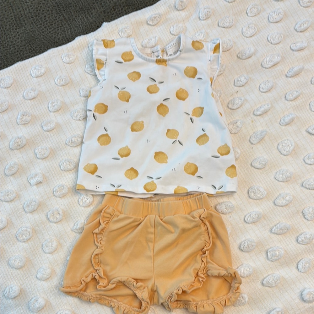 Firsts by Petit Lem Lemon print matching set